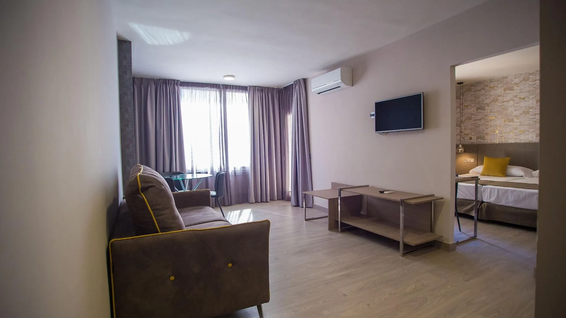 Aparthotel Ona Marbella Inn